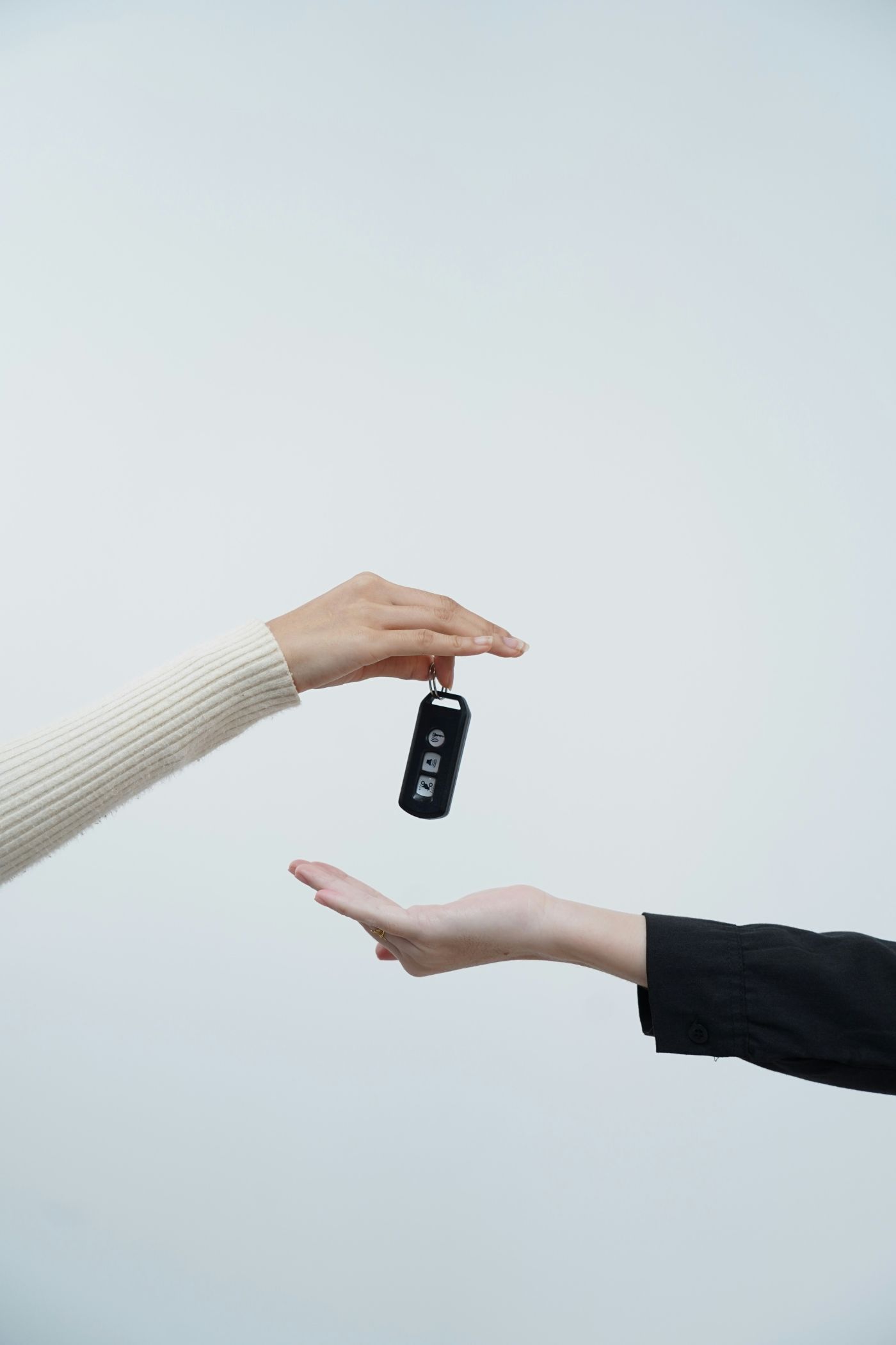 South Carolina car keys handed to a friend — does car insurance cover friends and family who borrow your car?